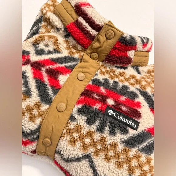 Columbia‎ Fleece with Geometric Design - Picture 7 of 9